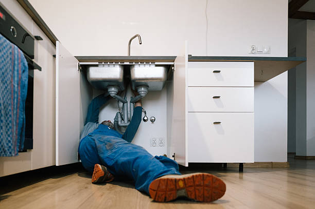 Professional Plumbing technician working in Nuevo, CA